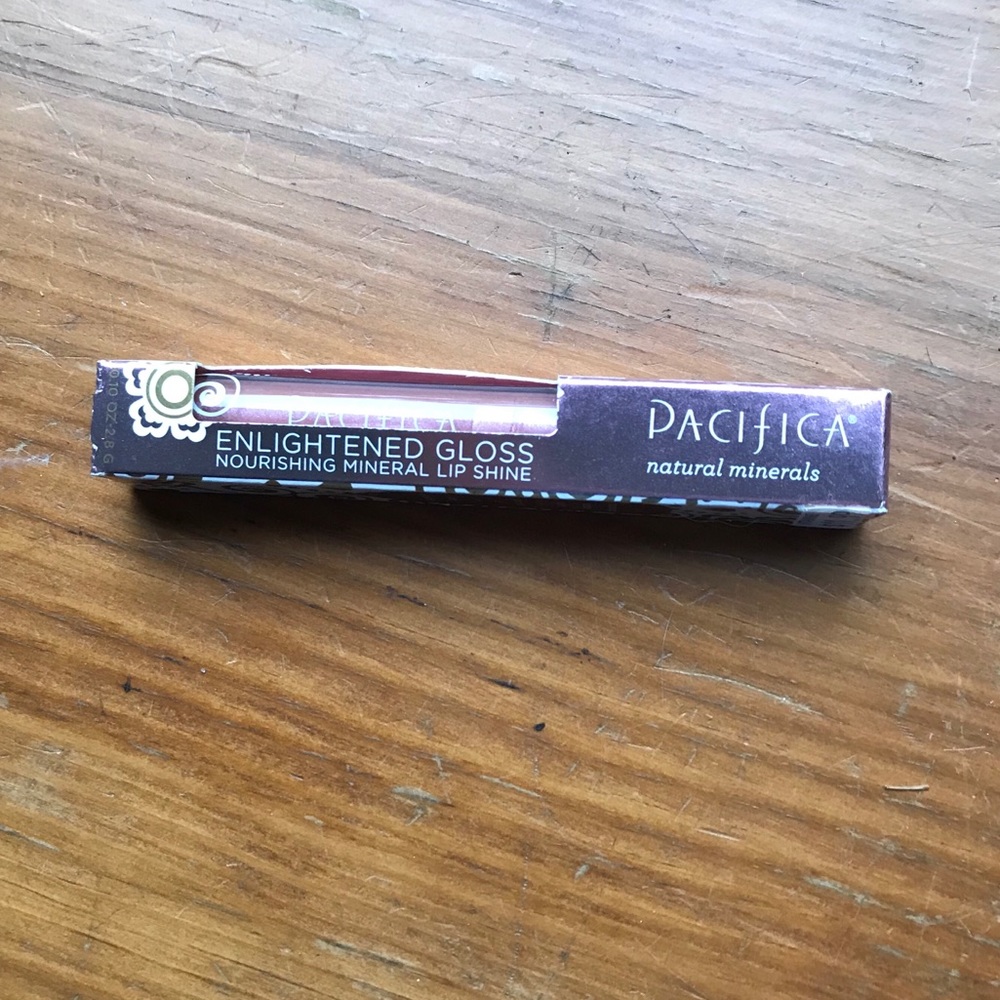 Pacifica natural minerals lip gloss